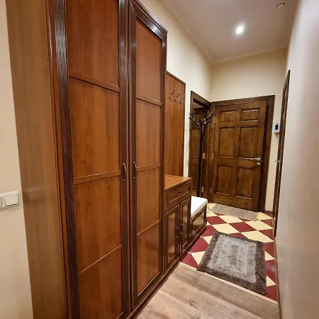Apartment Art Deco One Bedroom In Downtown With Parking